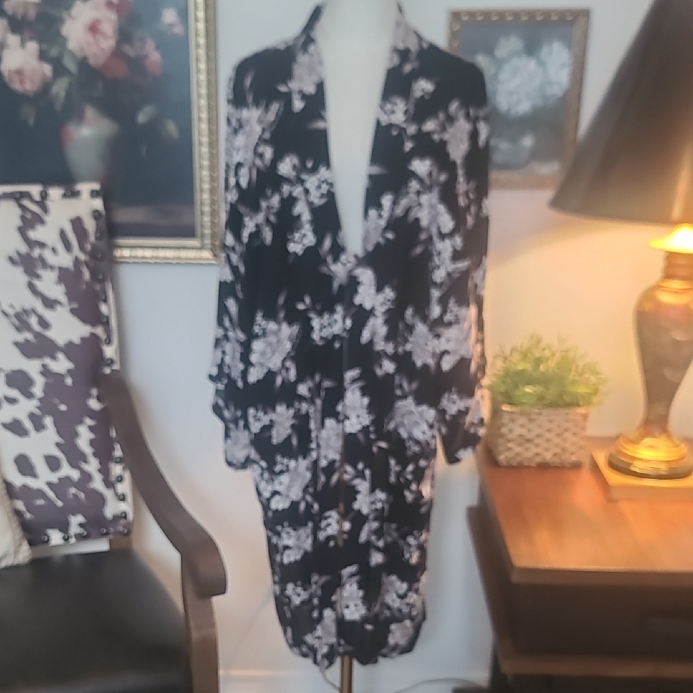 Spiritual Gangster Black and White Floral Kamono Rope